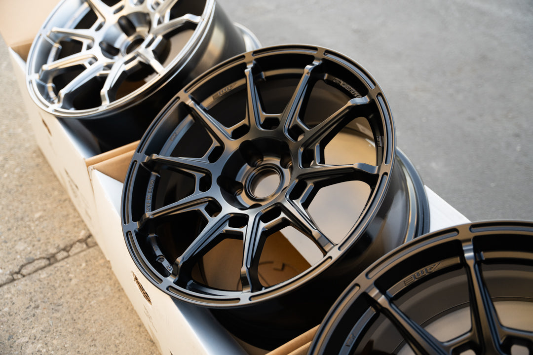 AME Galerna Refino / 18x9.5 +22 / 5x114.3 / Negro Mate