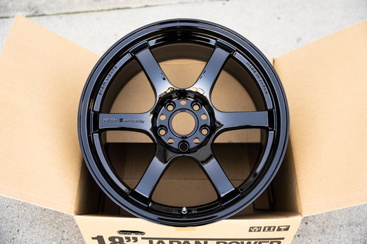 Gram Lights 57DR / 18x9.5 +22 / 5x114.3 / Negro brillante 