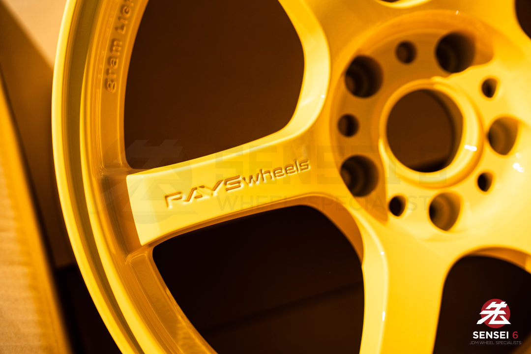 Gram Lights 57DR 2324 Edición Limitada / 18x9.5 +22 / 5x114.3 / Amarillo Macho