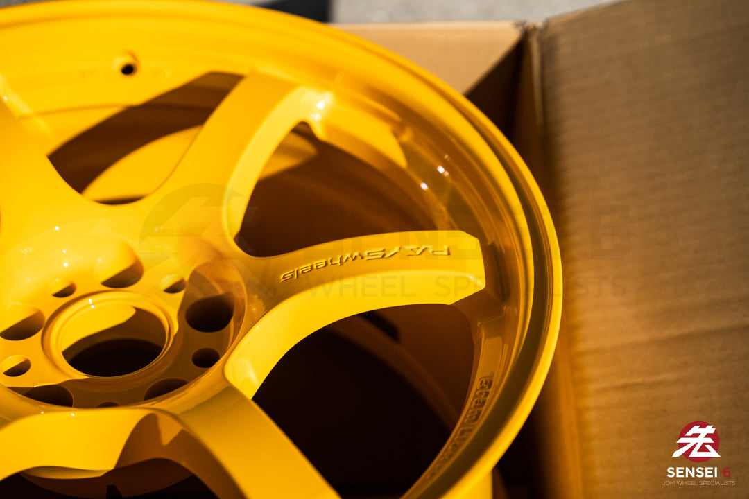 Gram Lights 57DR 2324 Edición Limitada / 18x9.5 +22 / 5x114.3 / Amarillo Macho