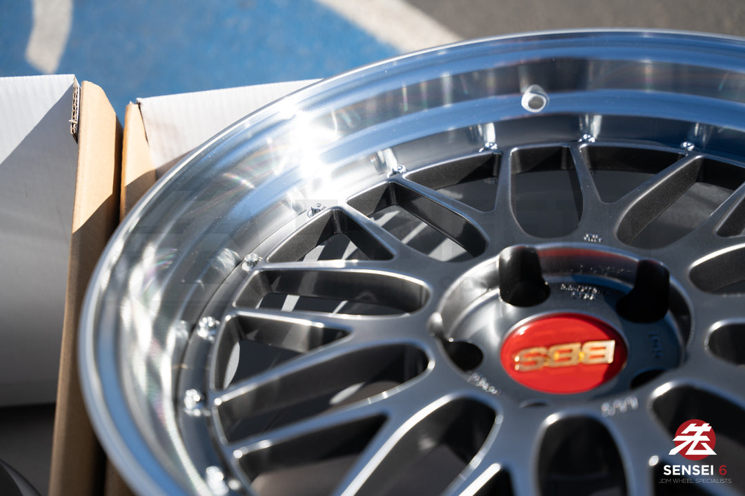 BBS LM / 19x9.5 +22, 19x11 +37 / 5x120 / Diamante Negro