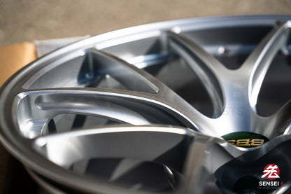 BBS RI-A / 18x10.5 +22 / 5x120 / Plata Diamante 
