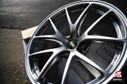 BBS RI-A / 18x10.5 +22 / 5x120 / Plata Diamante 