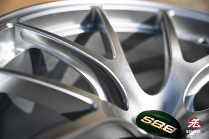 BBS RI-A / 18x10.5 +22 / 5x120 / Plata Diamante 