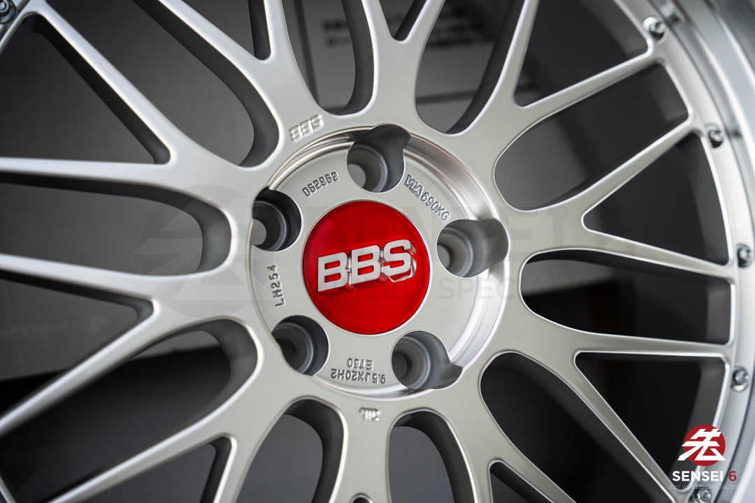 BBS LM / 20x9.5 +30 / 5x114.3 / Plata Diamante 
