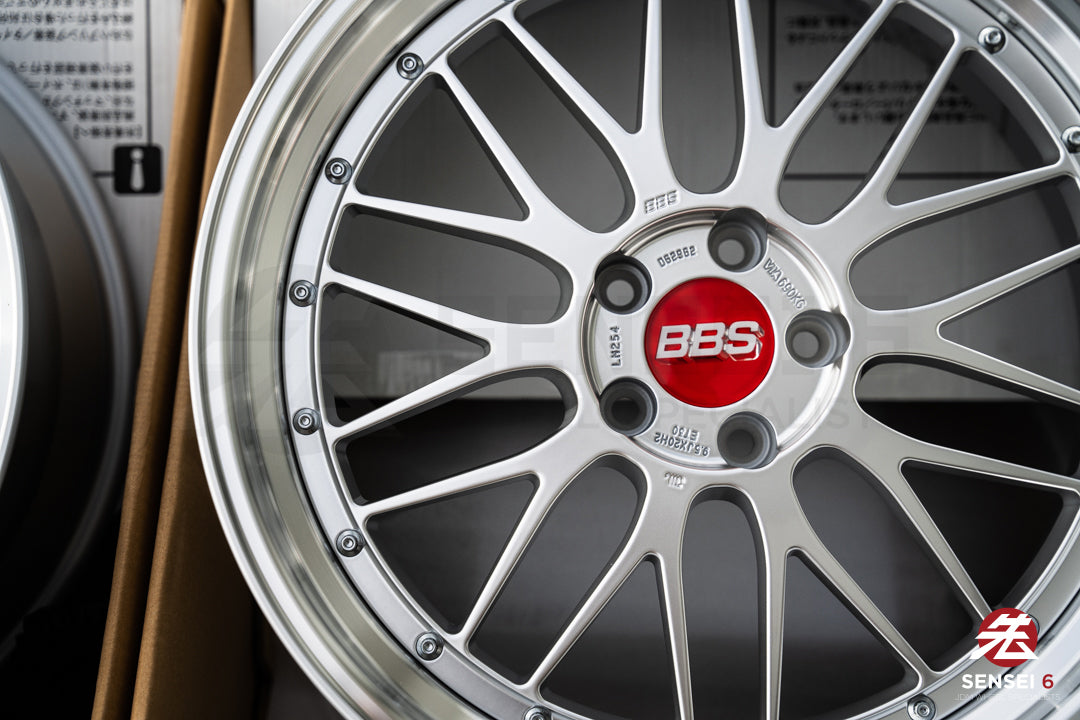 BBS LM / 20x9.5 +30 / 5x114.3 / Plata Diamante 