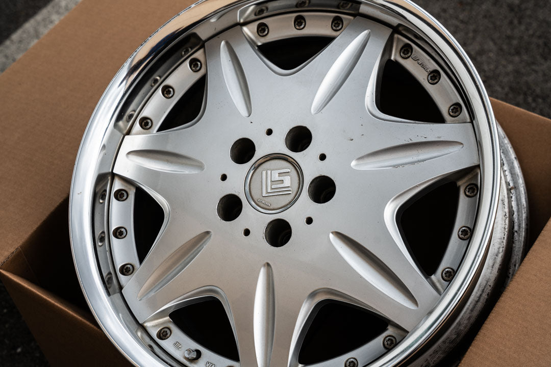 18" Work LS207 (Used Wheels) / 5x114.3 / 18x8 +38 / Silver