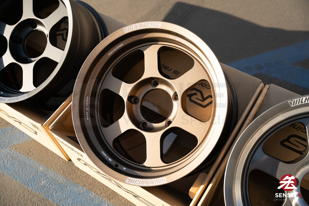 Volk TE37XT M-Spec / 18x9.5 +0 / 5x150 / Bronce OG (BR)