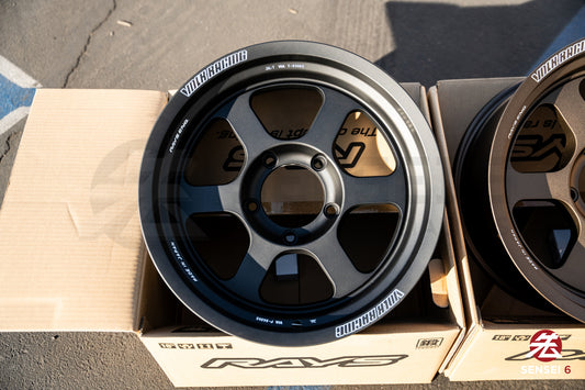 Volk TE37XT M-Spec / 18x9.5 +0 / 5x150 / Negro explosivo