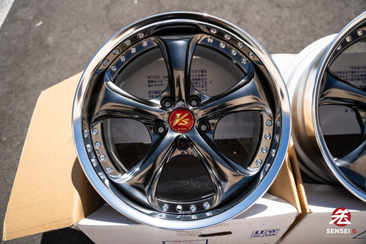 ワーク VSKF# / 18x9.5 +14、18x10.5 +15 / 5x114.3 / ライトグレーシルバー