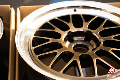 Volk 21A Spec-SR / 18x9.5 +22, 18x10.5 +22 / 5x120 / Shining Bronze Metal Rim DC (SR)