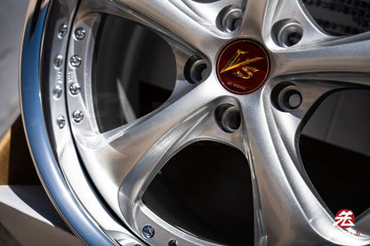 Trabajo VSKF# / 18x9.5 +14, 18x10.5 +15 / 5x114.3 / Gris claro plateado