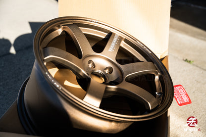 Volk TE37 Saga S-Plus / 18x9.5 +22 / 5x114.3 / OG Bronce