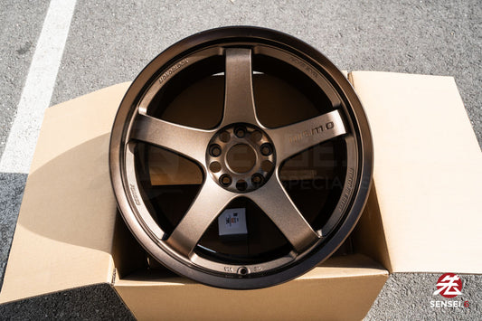 Nismo LMGT4 EVO / 19x10.5 +15 / 5x114.3 / Bronze