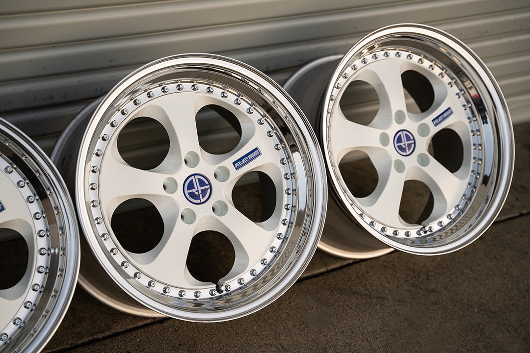 18" RE-Amemiya AW7 [Step Lip] (Used Wheels Built to Order)