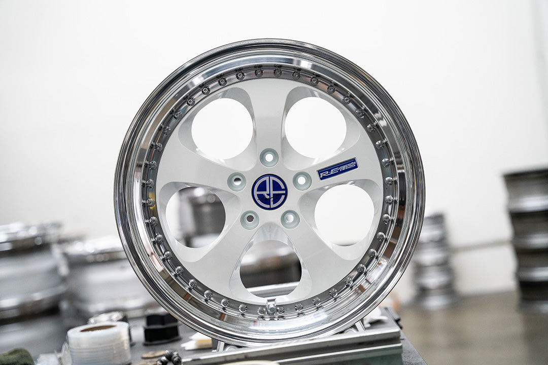 18" RE-Amemiya AW7 [Step Lip] (Used Wheels Built to Order)