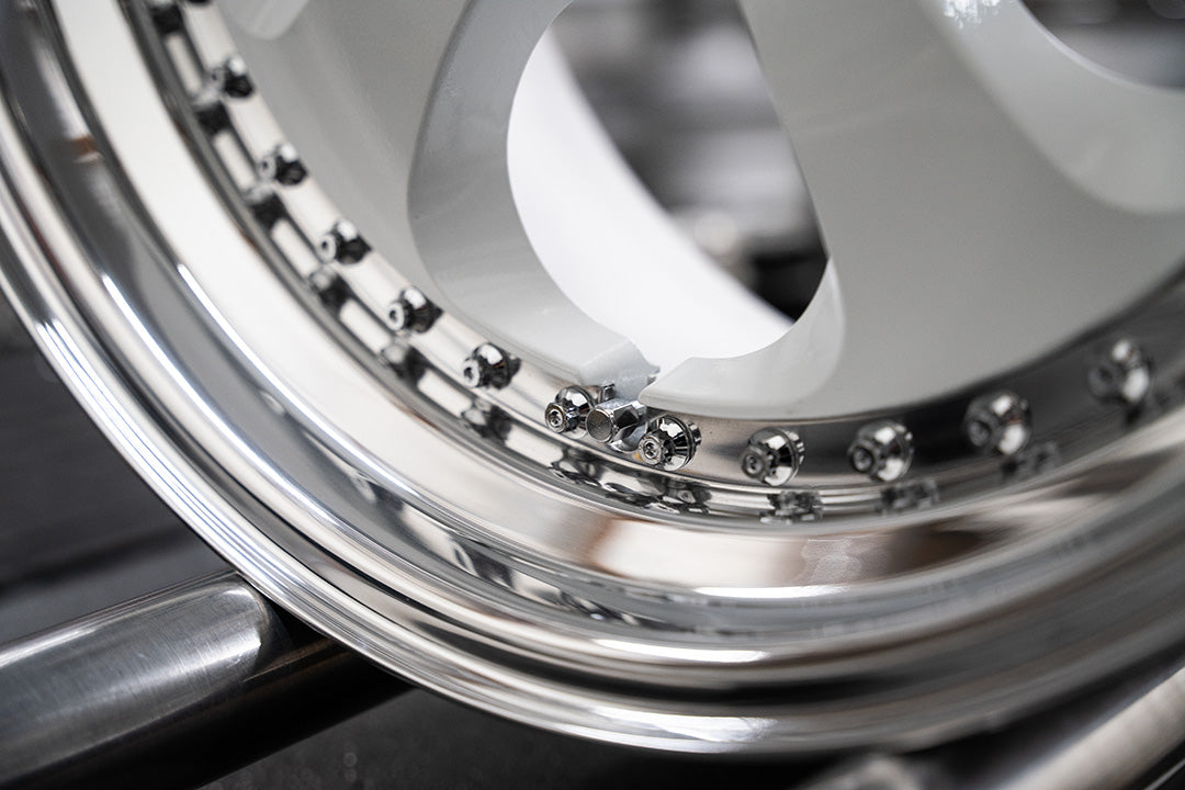 18" RE-Amemiya AW7 [Step Lip] (Used Wheels Built to Order)