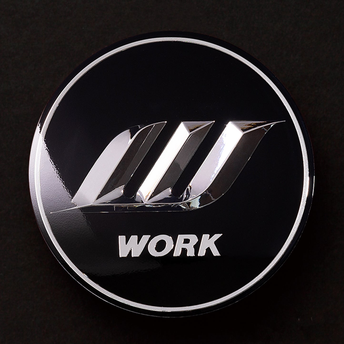 Tapacubos de trabajo "W"