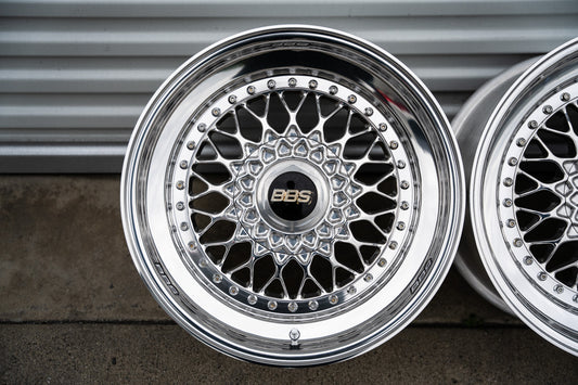 BBS RS de 17" [Double Step Lip] (Ruedas usadas, hechas a pedido) 