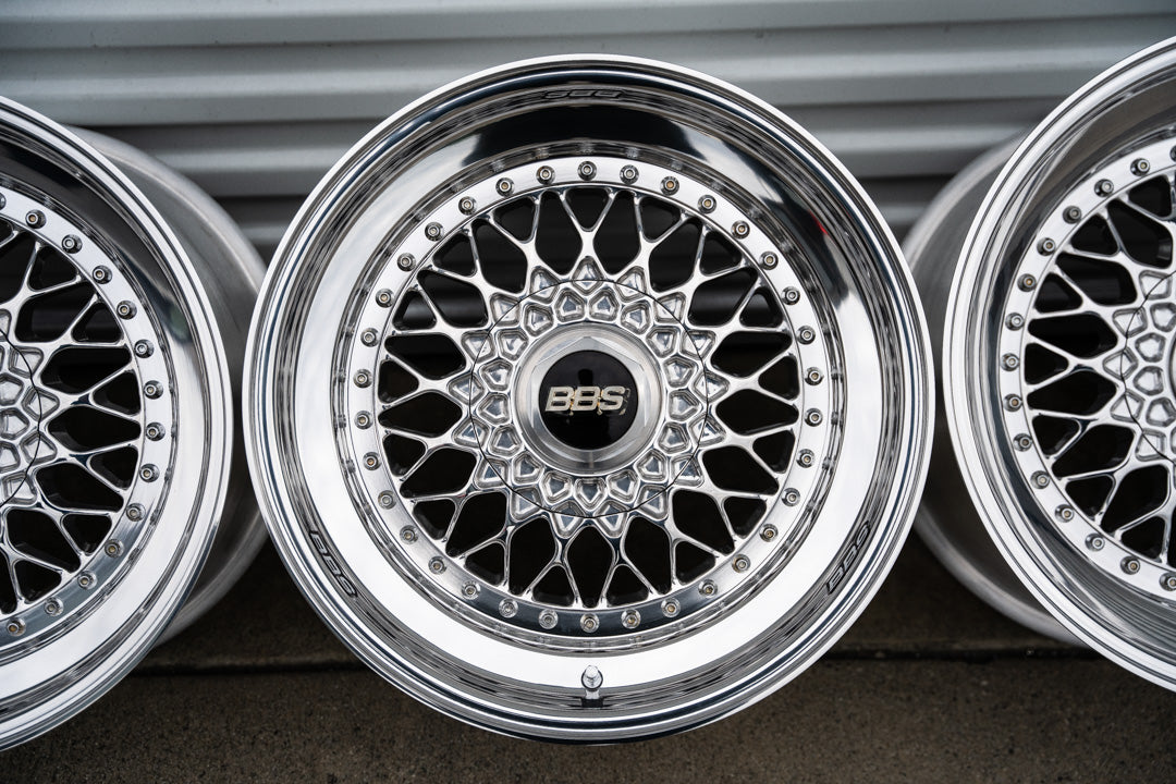 BBS RS de 17" [Double Step Lip] (Ruedas usadas, hechas a pedido) 