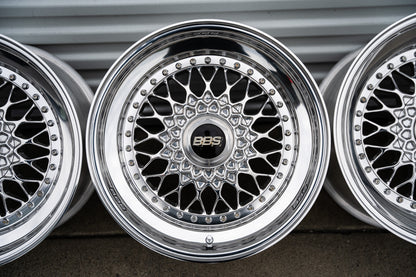 BBS RS de 17" [Double Step Lip] (Ruedas usadas, hechas a pedido) 