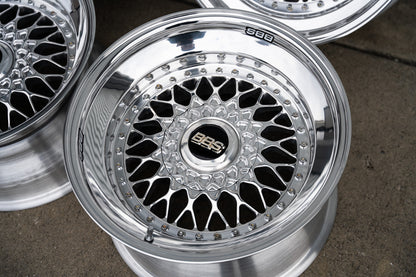 BBS RS de 17" [Double Step Lip] (Ruedas usadas, hechas a pedido) 