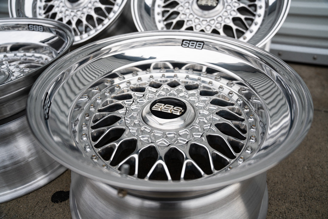 BBS RS de 17" [Double Step Lip] (Ruedas usadas, hechas a pedido) 