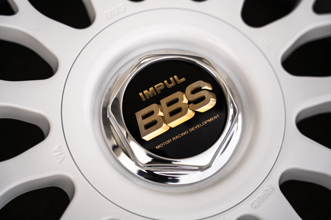 BBS Impul M1 de 18" [Double Step Lip] (Ruedas usadas, hechas a pedido) 