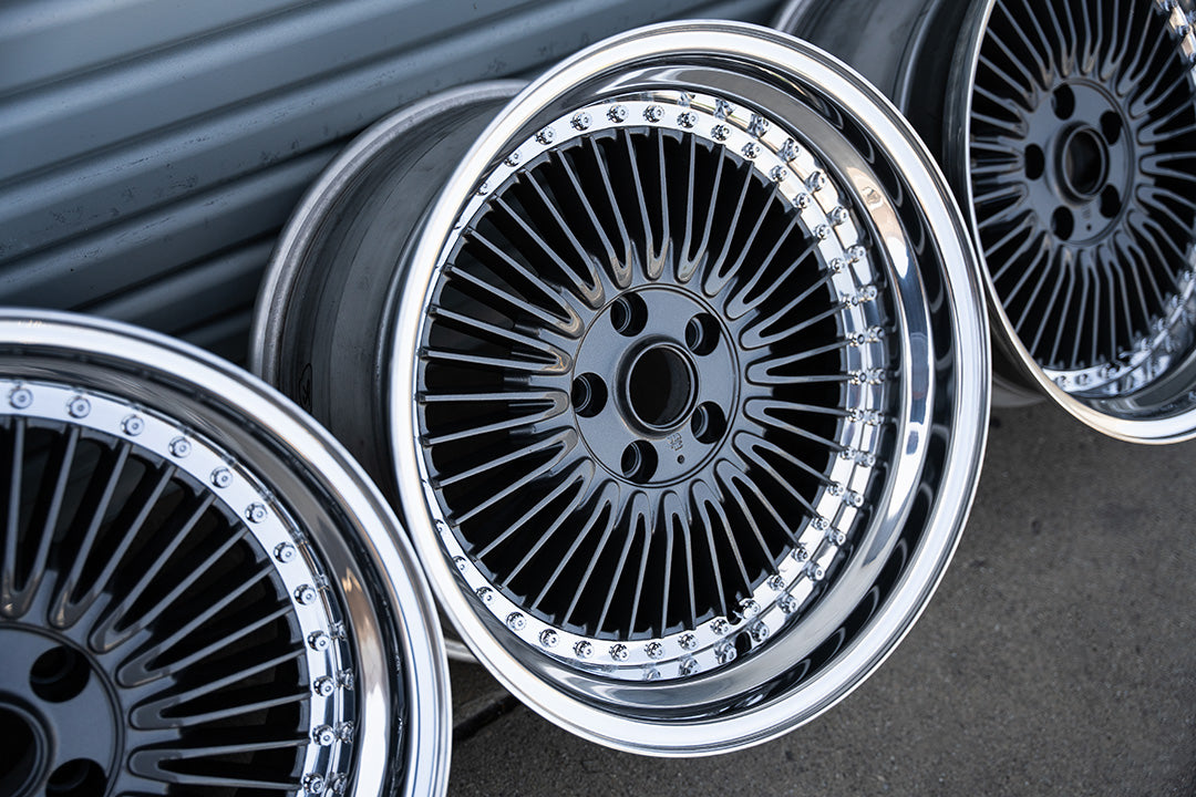 18" Desmond Verse [Step Lip] (Used Wheels Built to Order)