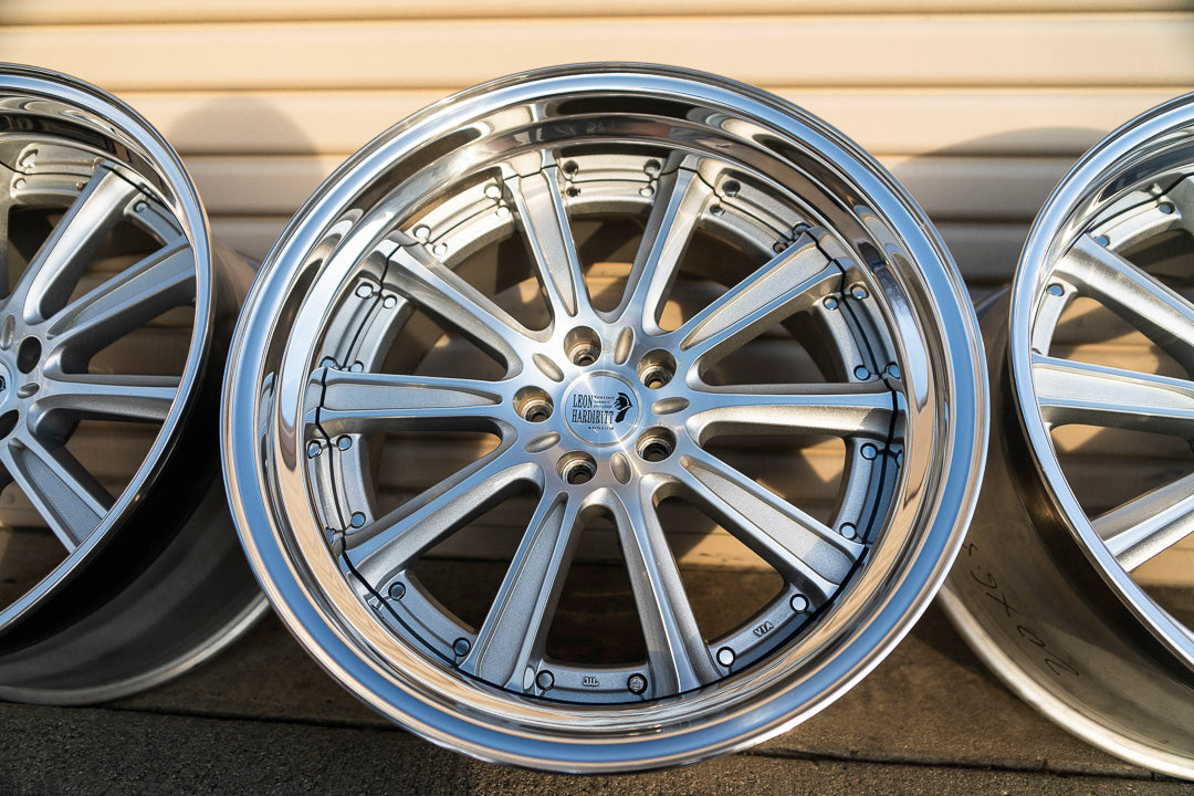 20" Leon Hardiritt Gral [Step Lip] (Used Wheels Built to Order)