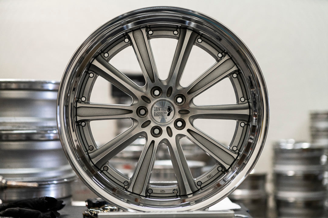 20" Leon Hardiritt Gral [Step Lip] (Used Wheels Built to Order)