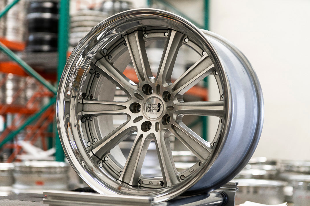 20" Leon Hardiritt Gral [Step Lip] (Used Wheels Built to Order)