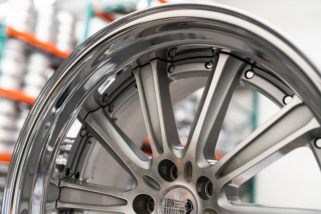 20" Leon Hardiritt Gral [Step Lip] (Used Wheels Built to Order)