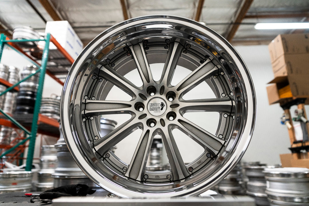 20" Leon Hardiritt Gral [Step Lip] (Used Wheels Built to Order)