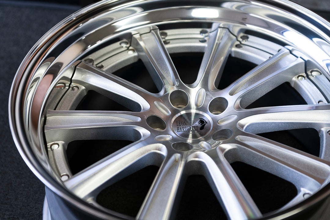 20" Leon Hardiritt Gral [Step Lip] (Used Wheels Built to Order)