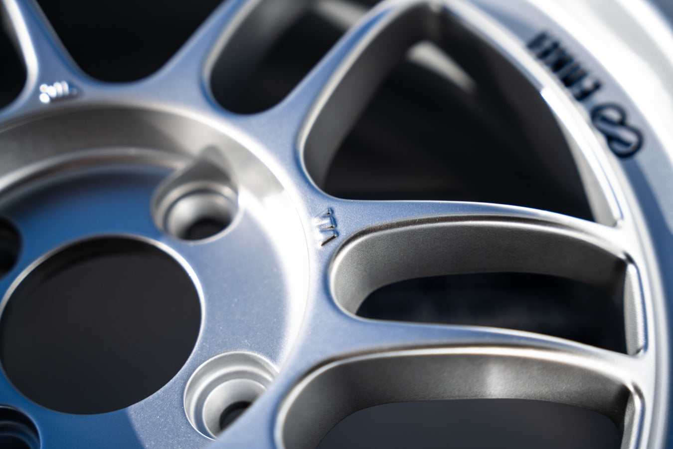 Enkei RPF1 / 15x7 +41 / 4x100 / F1 Plata 