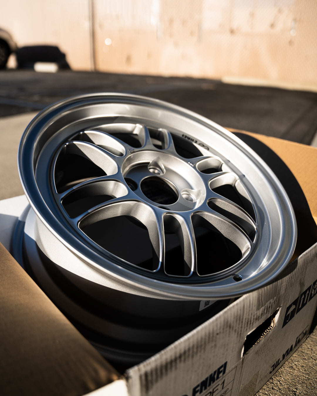 Enkei RPF1 / 15x7 +41 / 4x100 / F1 Plata 