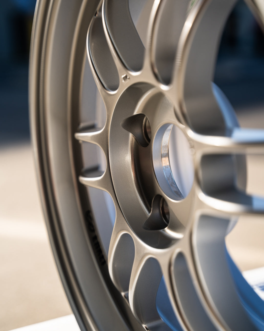 Enkei RPF1 / 15x7 +41 / 4x100 / F1 Plata 