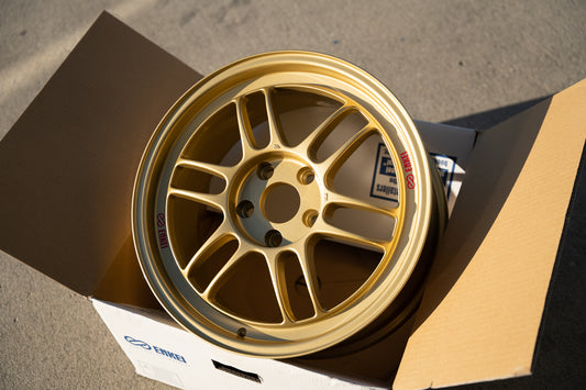 Enkei RPF1 / 17x8 +45 / 5x114.3 / Oro 