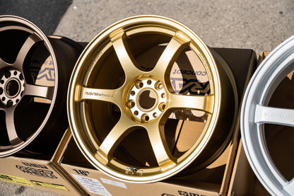 グラムライト 57DR / 18x9.5 +38 / 5x114.3 / E8 ゴールド (EGP)