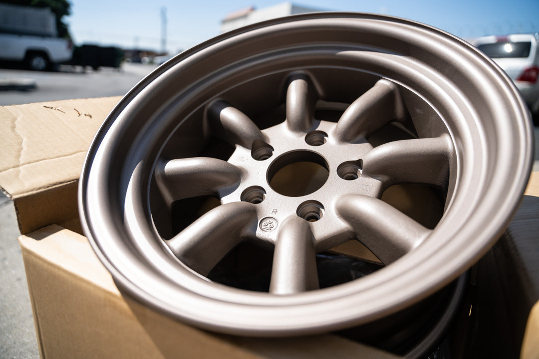 RS-ワタナベ エイトスポーク / 15x8 ±0 / 5x114.3 / マグ