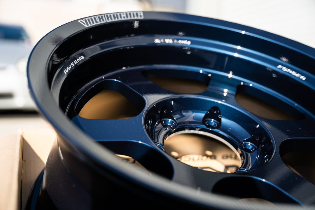 Volk TE37XT M-Spec / 17x8.5-10 / 6x139.7 / Azul Magnético 