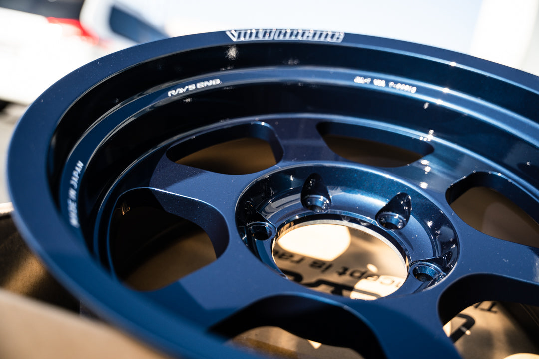 Volk TE37XT M-Spec / 17x8.5-10 / 6x139.7 / Azul Magnético 