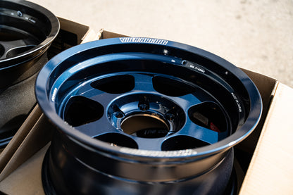 Volk TE37XT M-Spec / 17x8.5-10 / 6x139.7 / Azul Magnético 