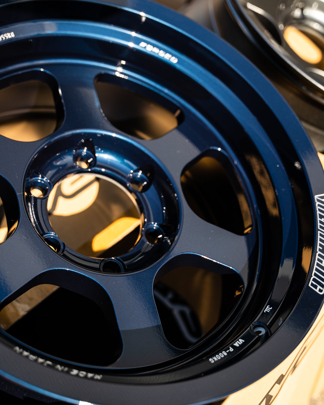 Volk TE37XT M-Spec / 17x8.5-10 / 6x139.7 / Azul Magnético 