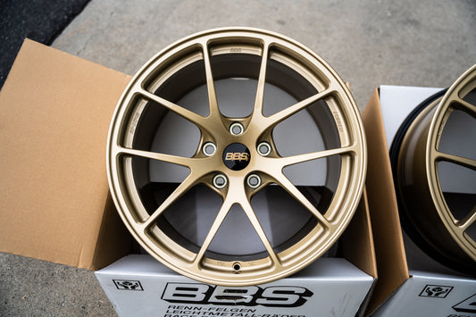 BBS RI-A / 18x10 +25 / 5x120 / Oro 