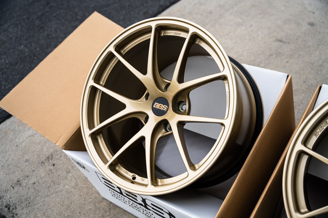 BBS RI-A / 18x10 +25 / 5x120 / Oro 