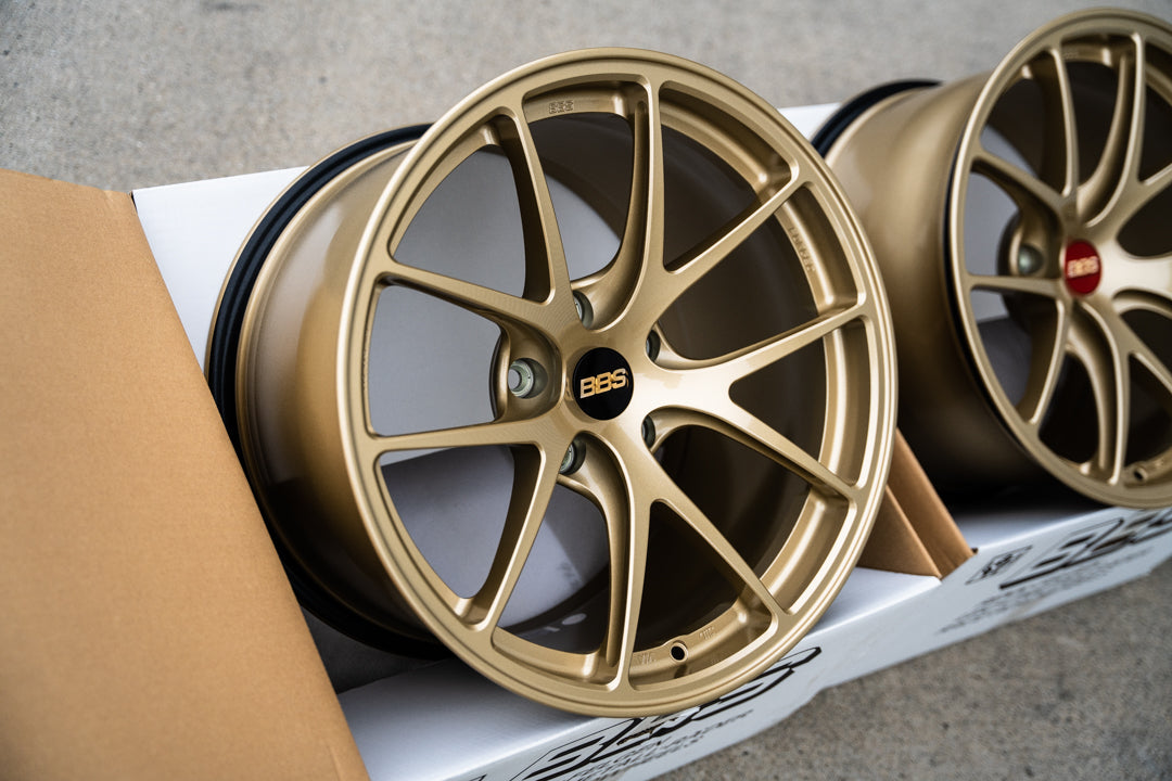 BBS RI-A / 18x10 +25 / 5x120 / Oro 