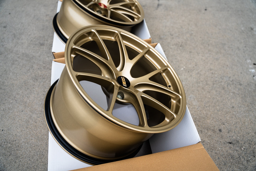 BBS RI-A / 18x10 +25 / 5x120 / Oro 