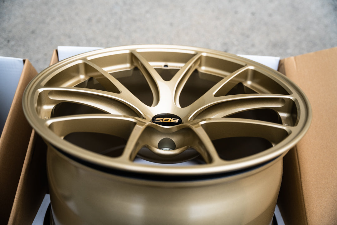 BBS RI-A / 18x10 +25 / 5x120 / Oro 